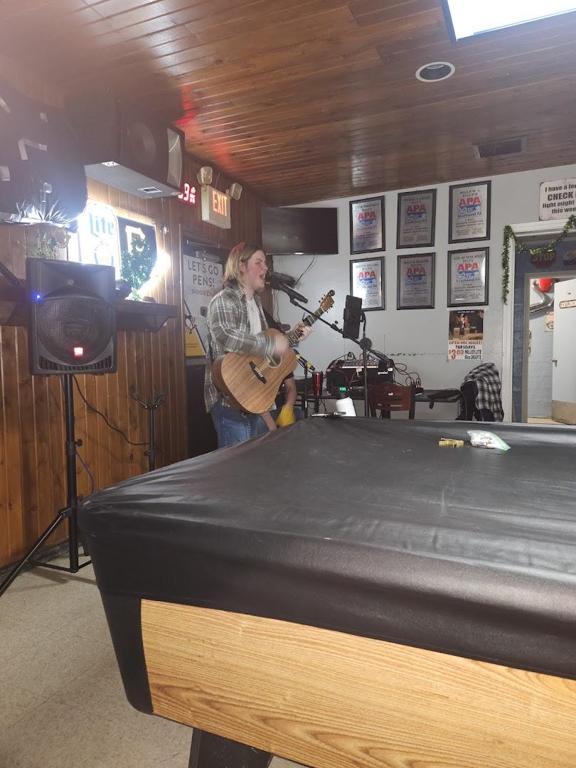 Tonya's Tavern